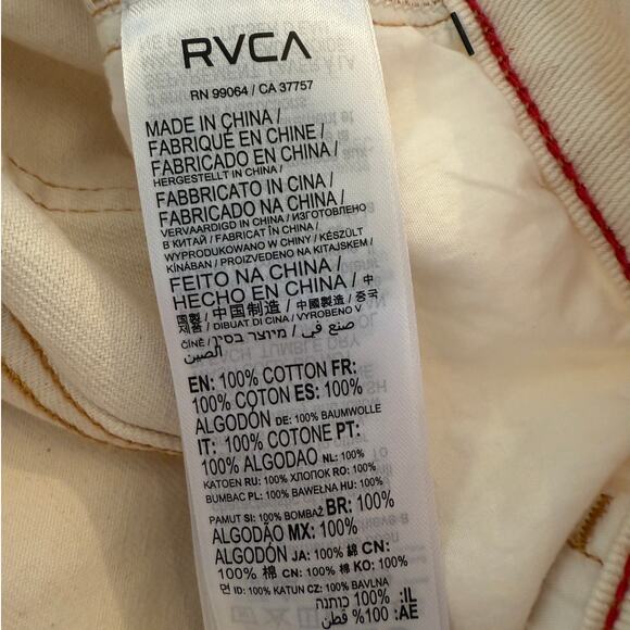 RVCA NWT | Recession in natural cream denim with red detail jean shorts | sz 25 - Picture 3 of 6